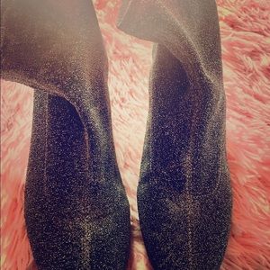 Glittery gray boots 7